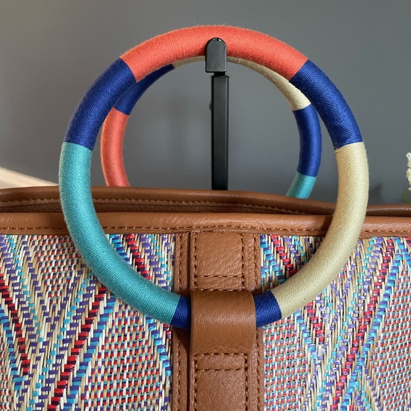 HOBO Luna Tote - Picture 4 of 9